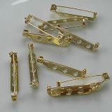 Gold brooch 30mm