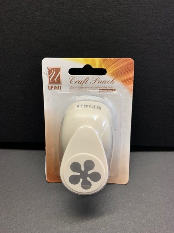 Flower paper punch by Upikit