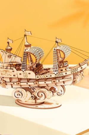 Sailing ship model by Robotime