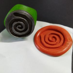 Spiral Jax Wax resin seal