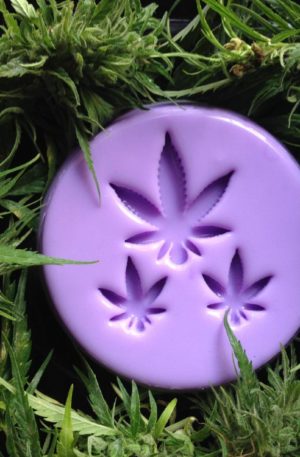 Cannabis Weed Pendant and Earrings Silicone Mould