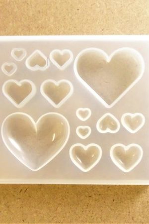 Silicone mould with 14 heart shapes