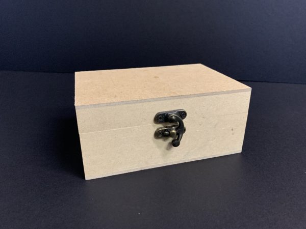 Cindy box with fittings