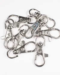 Lobster Clasps – Bright Silver