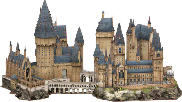 Harry Potter Hogwarts Castle Side