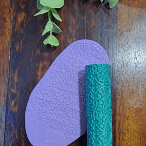 Polymer Clay Roller Daisy Leafy Pattern R061