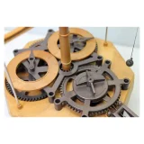 Da Vinci Series Flying Pendulum Clock