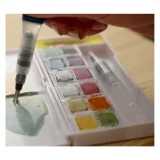 Derwent Metallic Paint Pan Set