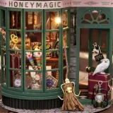 Magic House (with LED) CRB032